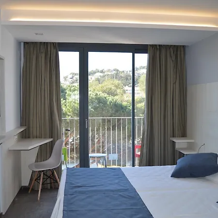 ホテル Ght Sa Riera 4*