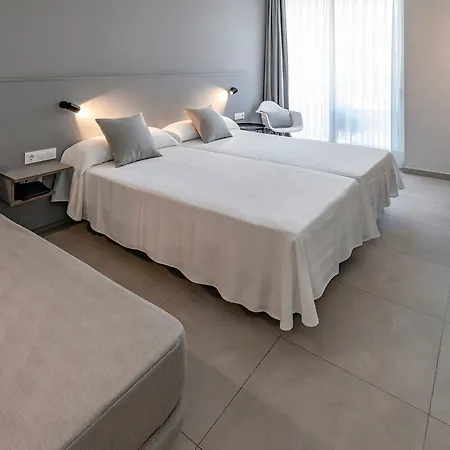 Ght Sa Riera Hotel